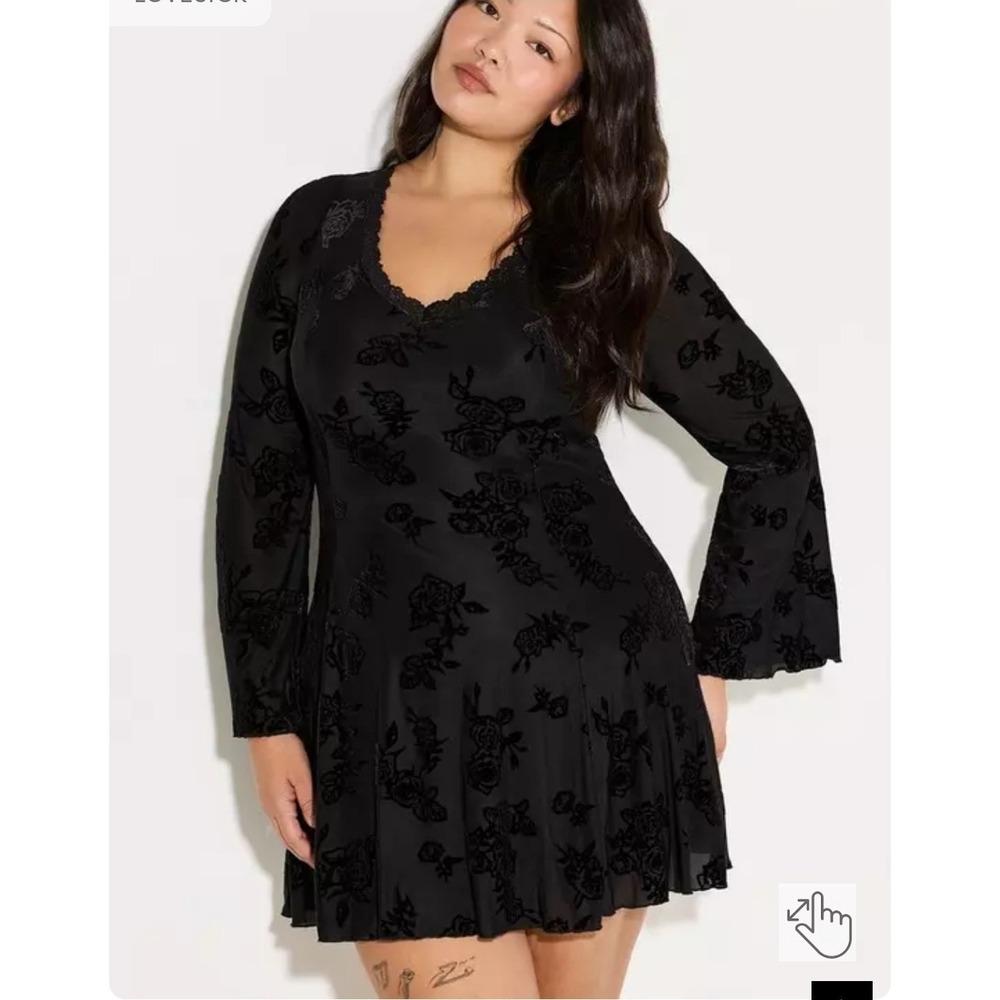Torrid Lovesick Mini Dress Plus Size 3X Black Bell Sleeve Burnout Velvet